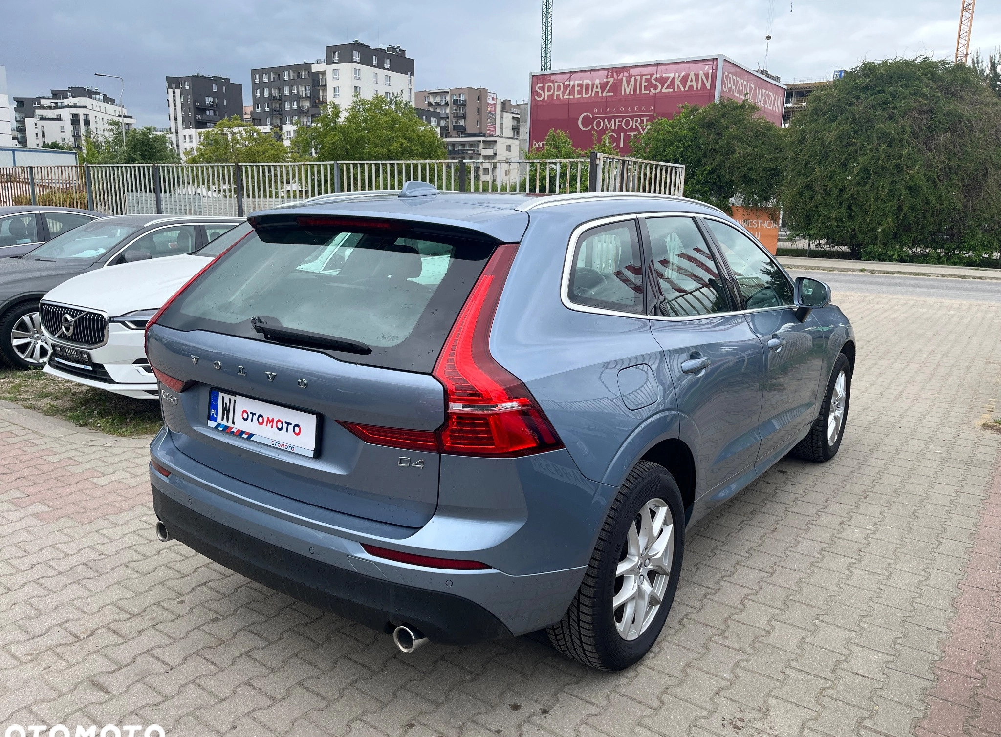 Volvo XC 60 cena 119900 przebieg: 148000, rok produkcji 2019 z Warszawa małe 211